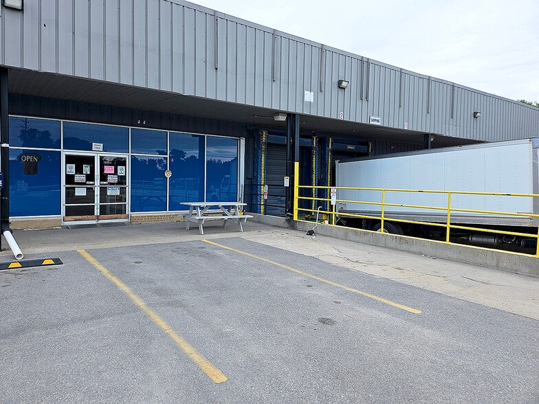 More Photos Of 1337 W Kansas Ave, Mcpherson Warehouse For Lease
