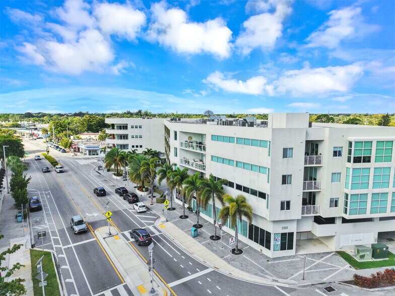 More Photos Of 2301 Wilton Dr, Wilton Manors Apartments For Sale