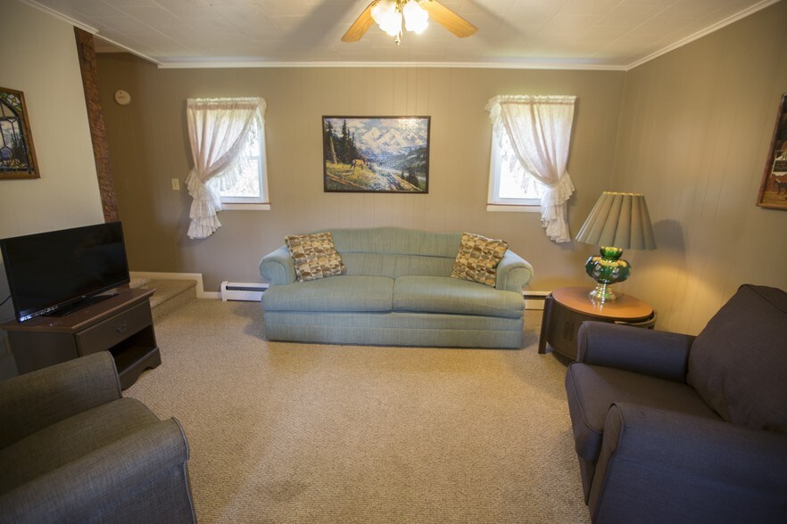 More Photos Of 201 Roses Hill Rd, Richfield Springs Hotel For Sale