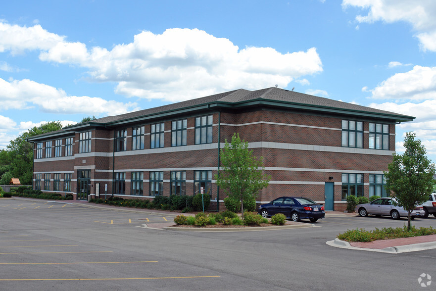 Primary Photo Of 2403 Harnish Dr, Algonquin Office For Lease