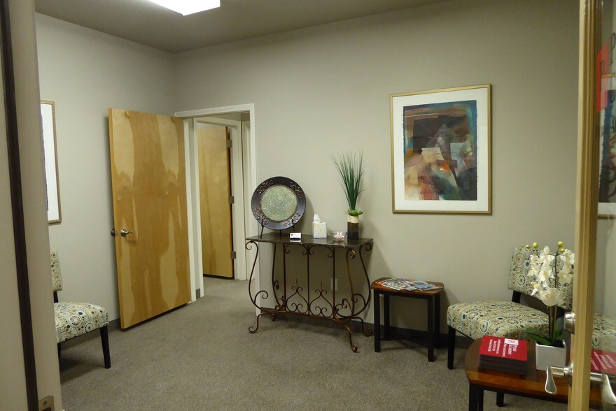 More Photos Of 132 E 5th St, Delta Office For Lease