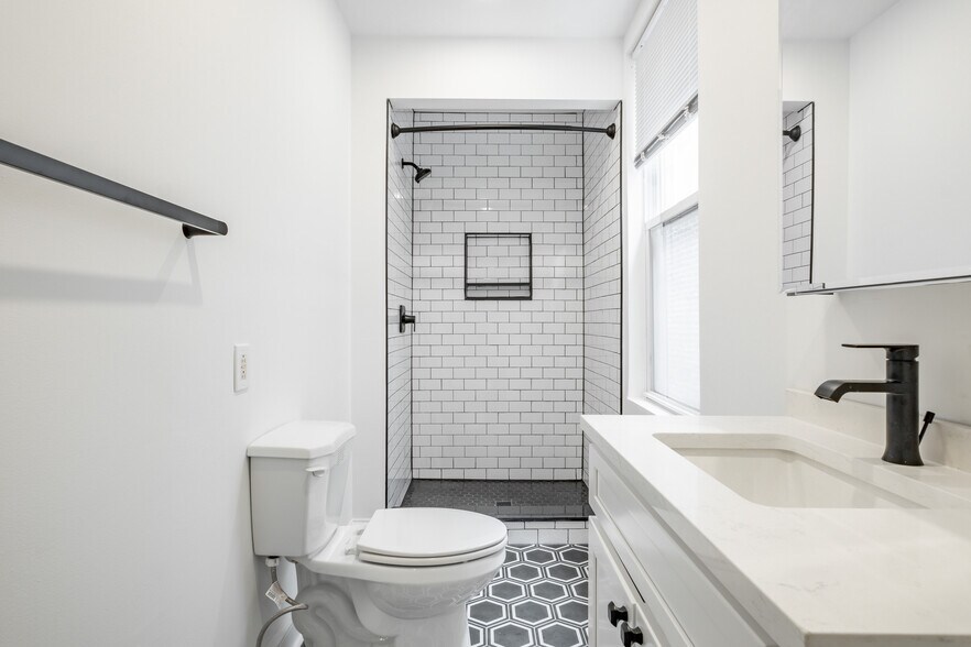 More Photos Of 1805 Chestnut St, Philadelphia Apartments For Sale