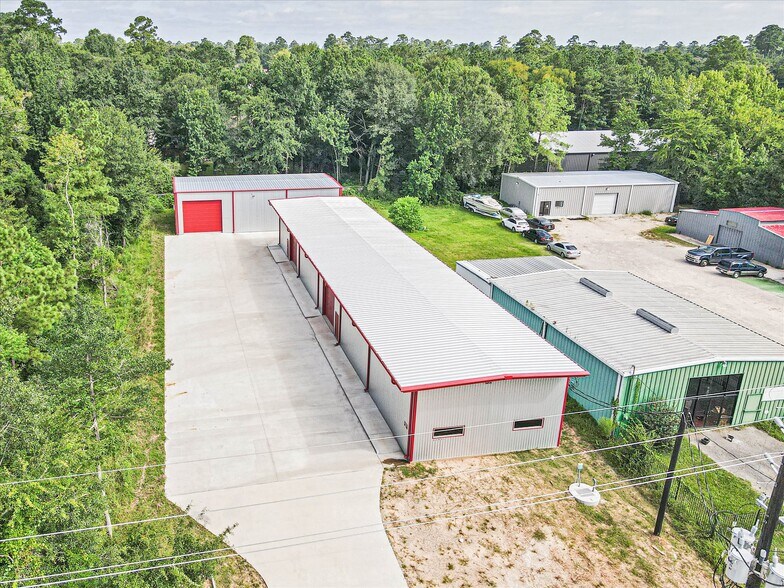 More Photos Of 31815 FM 2978 Rd, Magnolia Warehouse For Lease