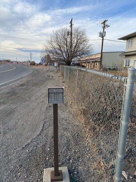 More Photos Of 2990 N Townsend Ave, Montrose Light Distribution For Sale