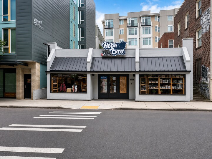 Primary Photo Of 4733 Brooklyn Ave, Seattle Freestanding For Sale