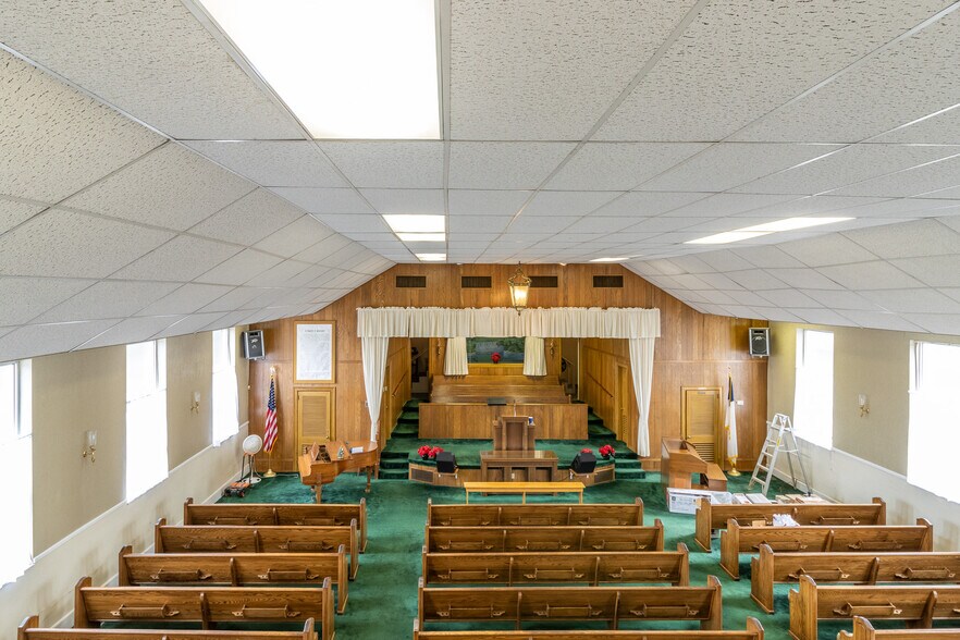 More Photos Of 5502 Dayton Blvd, Chattanooga Religious Facility For Sale