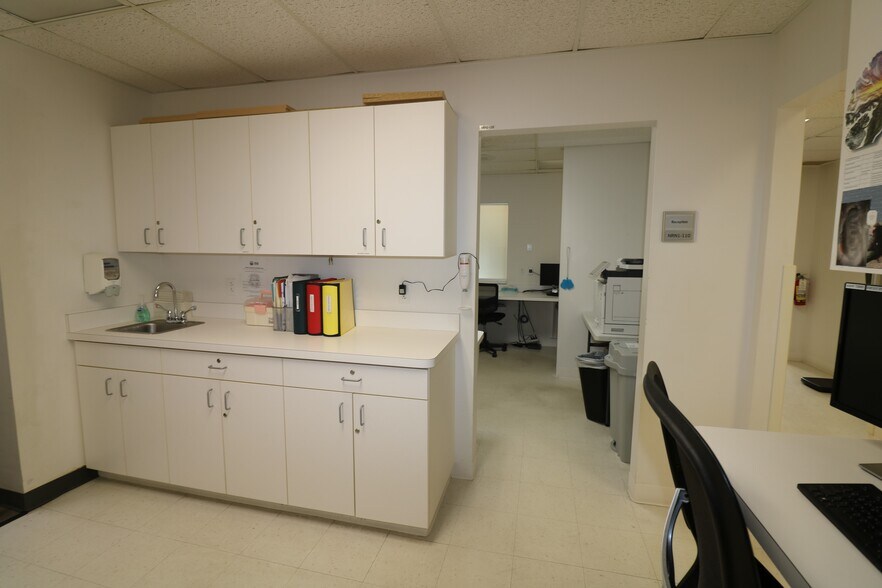More Photos Of 34 Executive Dr, Norwalk Medical For Sale