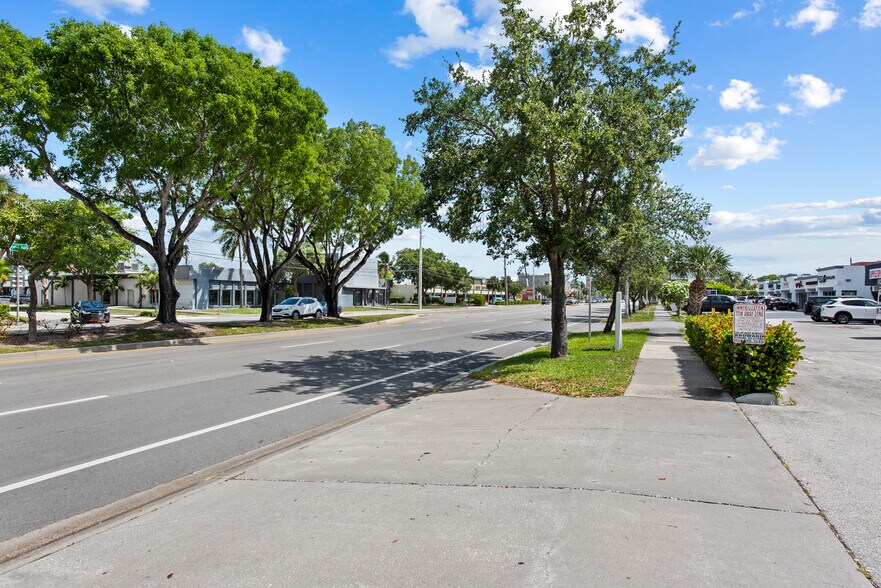 More Photos Of 5130 N Federal Hwy, Fort Lauderdale Storefront Retail Office For Lease