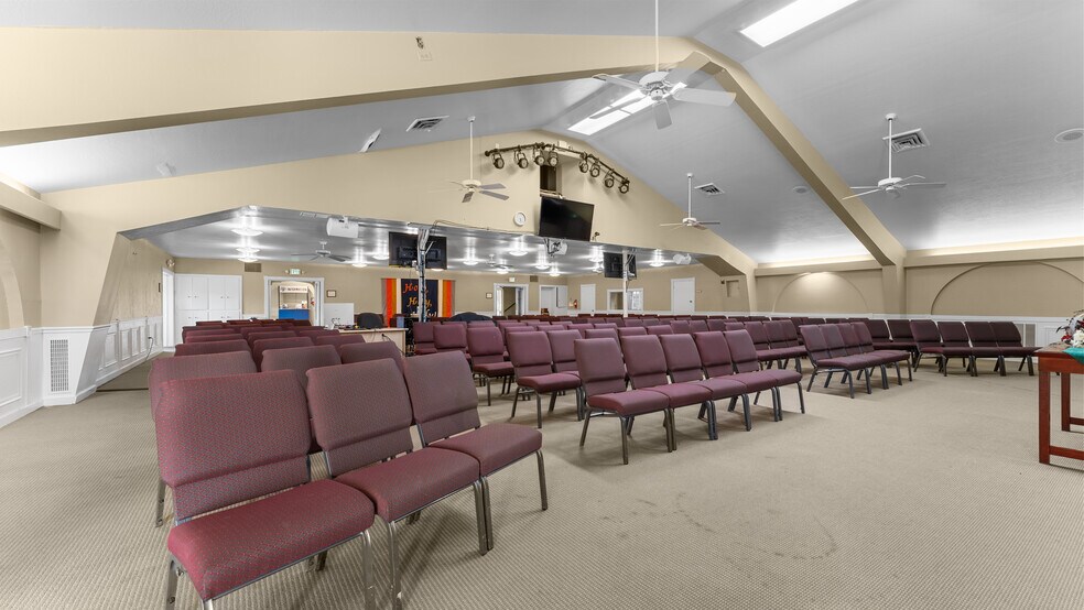 More Photos Of 355 Panama Ave, Chico Flex For Sale