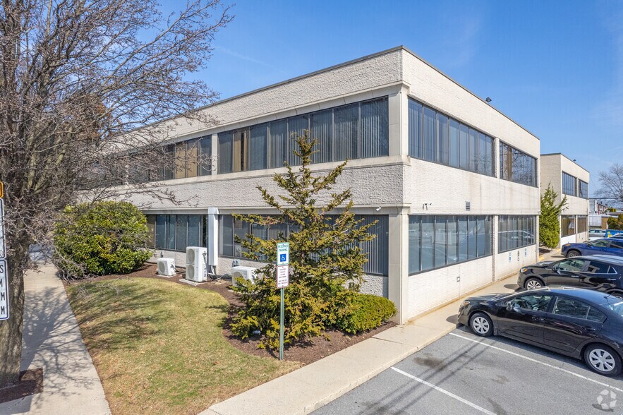 More Photos Of 2030 W Tilghman St, Allentown Medical For Lease