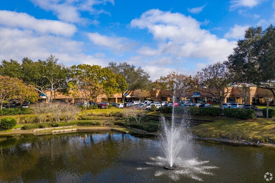 More Photos Of 10500 University Center Dr, Tampa Light Distribution For Lease