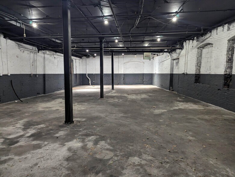 More Photos Of 13-31 New York Ave, Newark Industrial For Sale