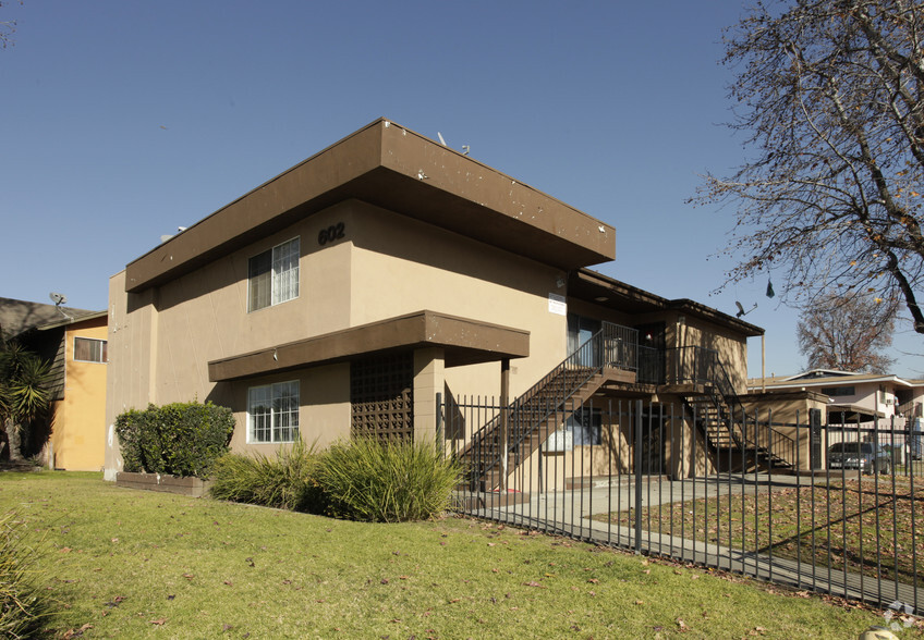 Primary Photo Of 602 Karesh Ave, Pomona Apartments For Sale