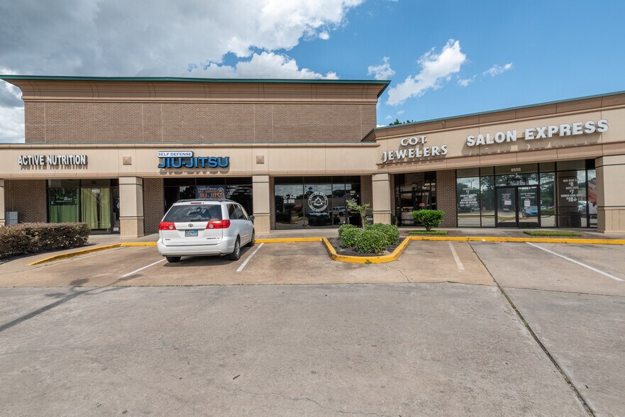 More Photos Of 8604-8686 N Hwy 6, Houston Unknown For Lease