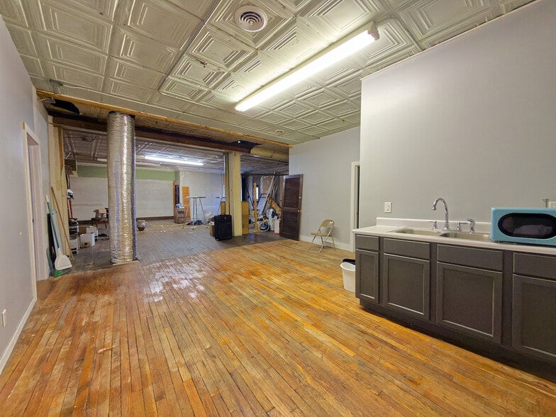 More Photos Of 308 N Main St, Mount Airy Storefront Retail Office For Sale