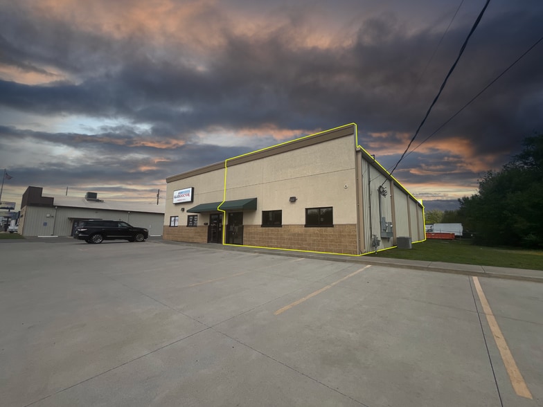 More Photos Of 206 N West St, Wichita Industrial For Lease