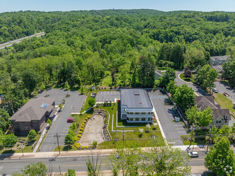 More Photos Of 47 Main St, Sparta Office For Lease