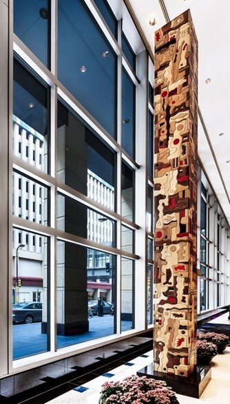 More Photos Of 800 LaSalle Ave, Minneapolis Office For Lease