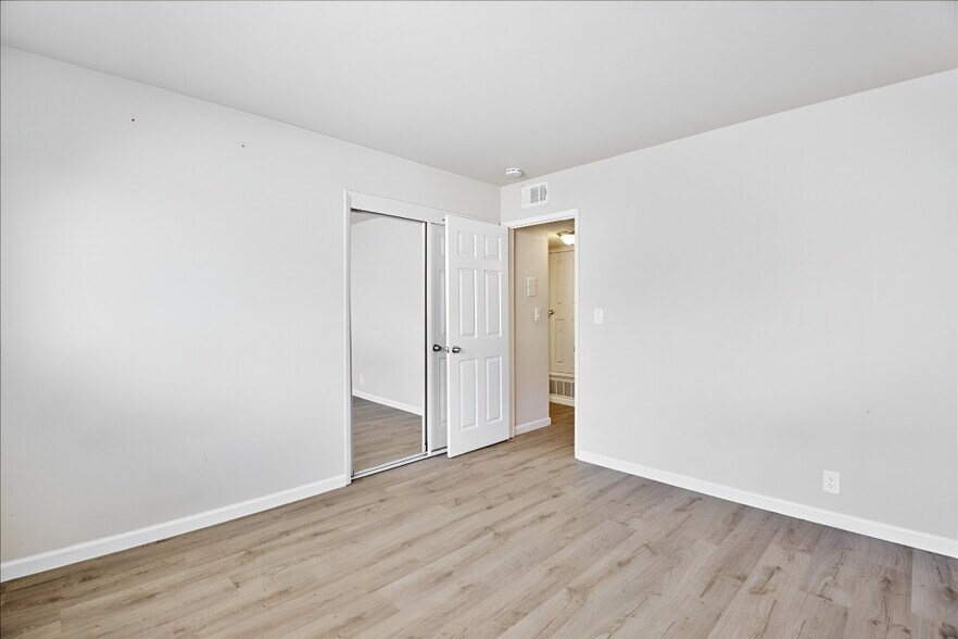 More Photos Of 925 Pomeroy Ave, Santa Clara Apartments For Sale