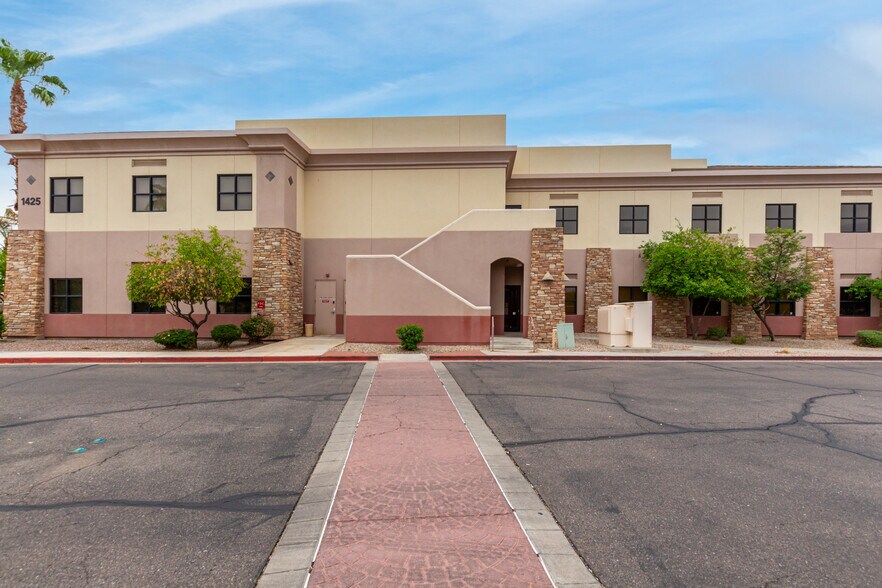 More Photos Of 1425 W Elliot Rd, Gilbert Medical For Lease