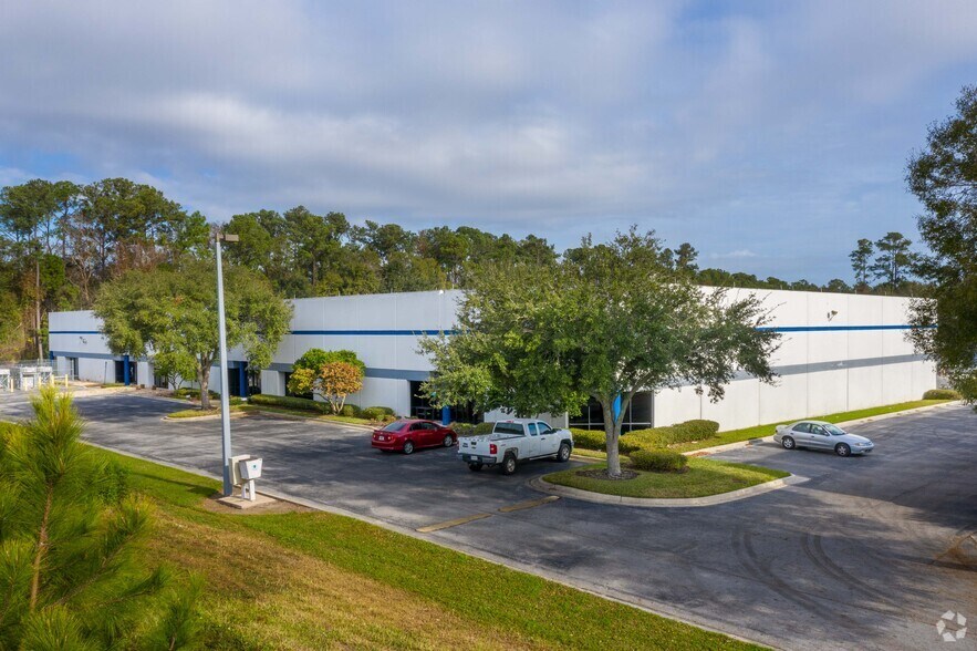 Primary Photo Of 6602 Executive Park Ct, Jacksonville Industrial For Lease