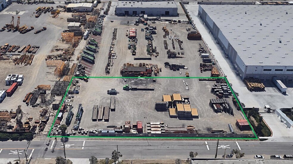 Primary Photo Of 13052 Dahlia St, Fontana Land For Lease