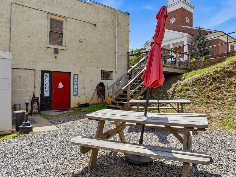 More Photos Of 70 N Main St, Mars Hill Restaurant For Sale