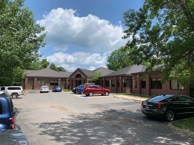 More Photos Of 239 Bedford Way, Franklin Medical For Sale