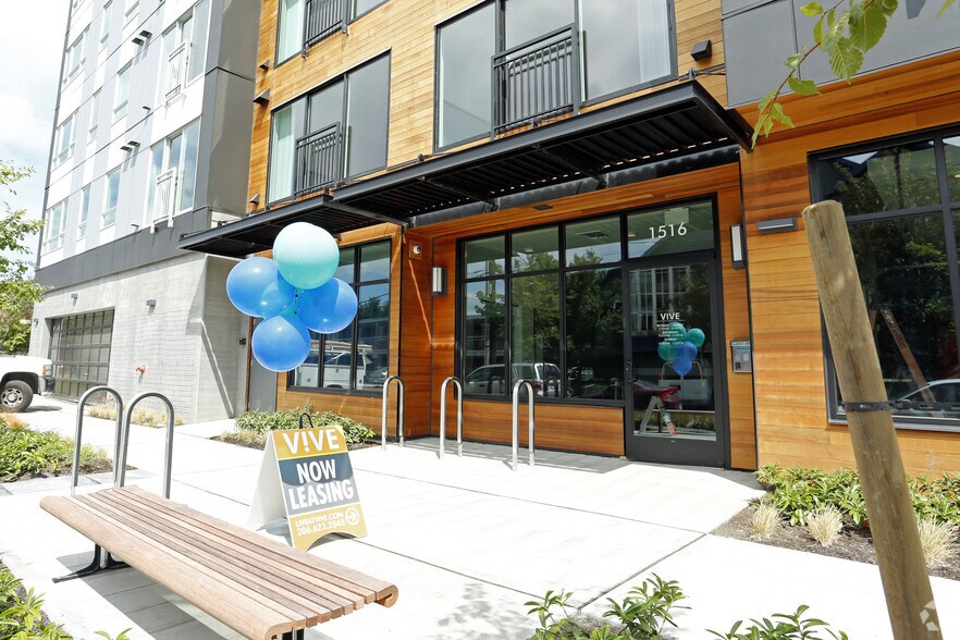 More Photos Of 1516 NW 51st St, Seattle Apartments For Sale