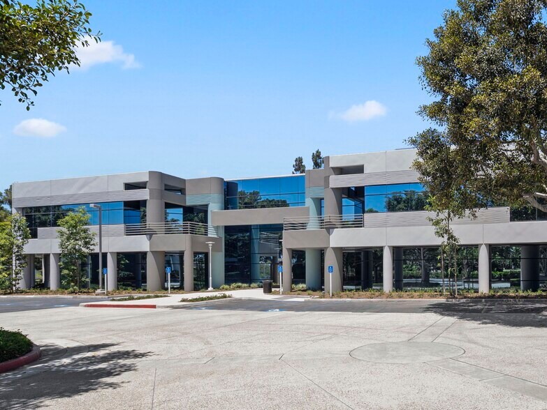 More Photos Of 213 Technology Dr, Irvine Unknown For Lease