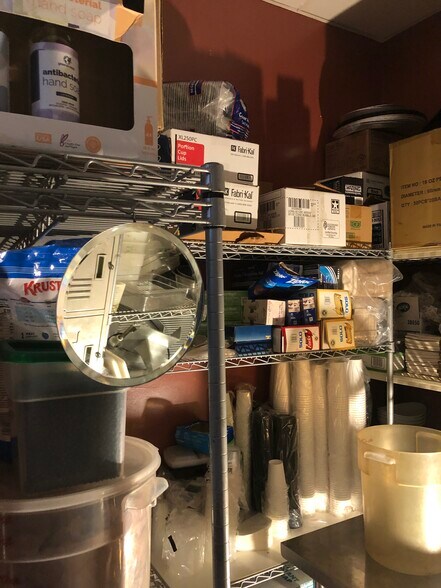 More Photos Of 26027 Eden Landing Rd, Hayward Storefront For Lease