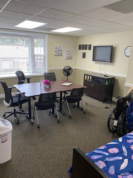 More Photos Of 12100-12128 Heritage Park Cir, Silver Spring Medical For Sale