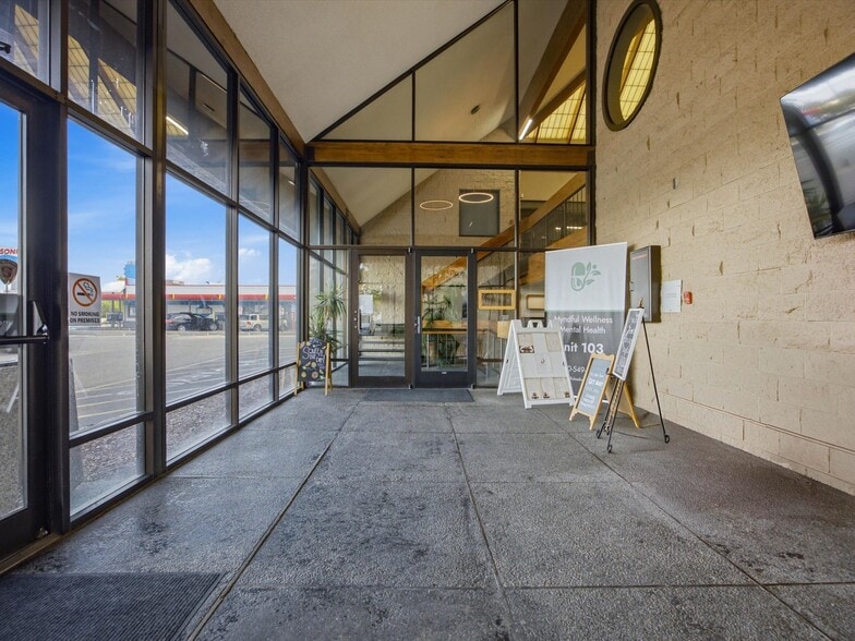 More Photos Of 2829 North Ave, Grand Junction Storefront Retail Office For Sale