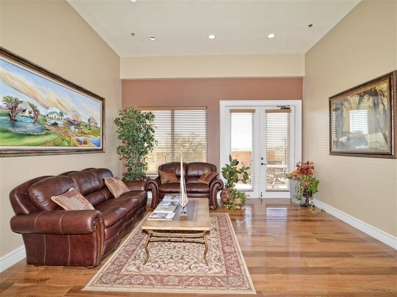 More Photos Of 20624 Hwy 1431, Lago Vista Office For Sale