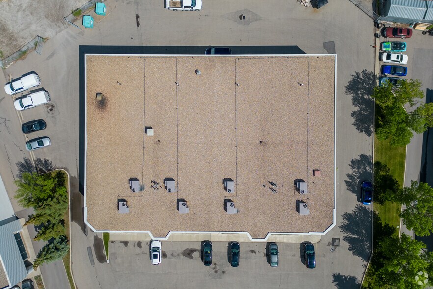 More Photos Of 2216-2228 Pegasus Way NE, Calgary Warehouse For Lease