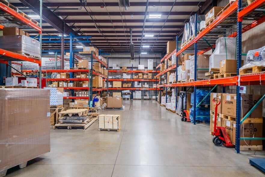 More Photos Of 1255 N Winchester St, Olathe Manufacturing For Sale