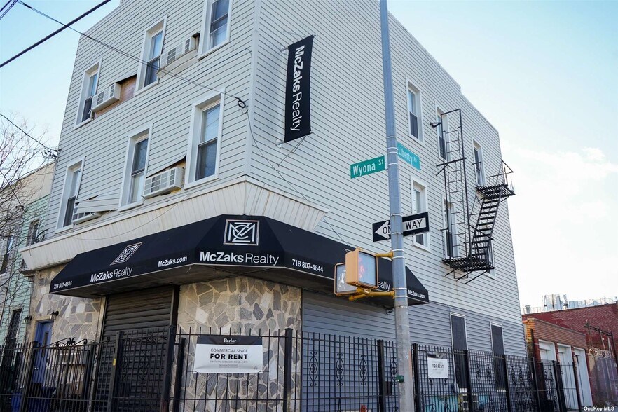 More Photos Of 174 Wyona St, Brooklyn Office Residential For Lease