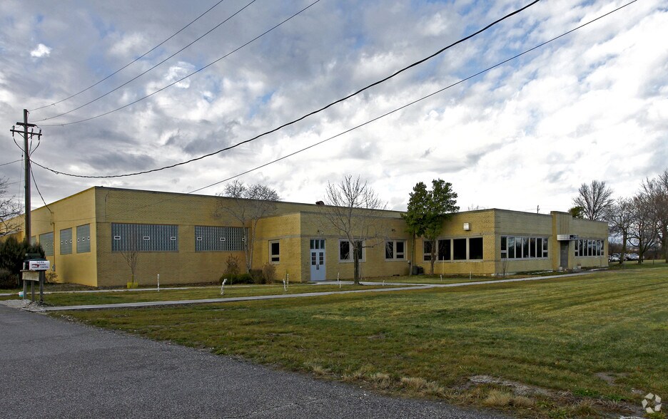 More Photos Of 5240 Smith Rd, Brook Park Manufacturing For Lease