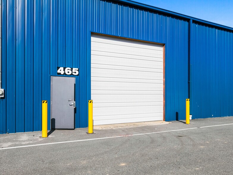 More Photos Of 465 L a White Dr, Fletcher Industrial For Lease
