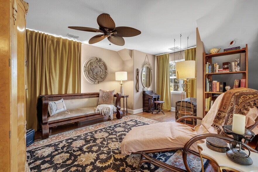 More Photos Of 4004 Golf Course Rd, Perry Lodge Meeting Hall For Sale