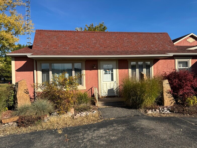 More Photos Of 408 State Rd, Hatley Restaurant For Sale