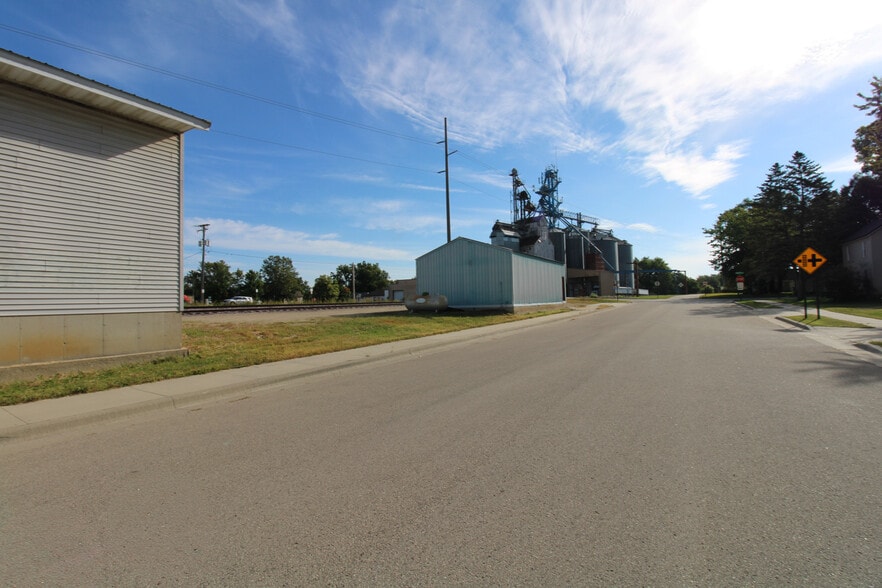 More Photos Of 14 1st SE st, Dodge Center Industrial For Sale