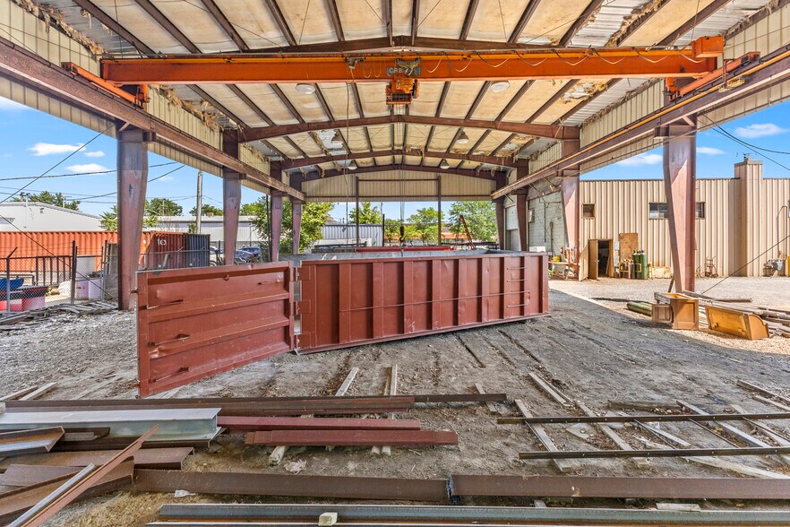 More Photos Of 16136 White Ave, Allen Park Warehouse For Sale