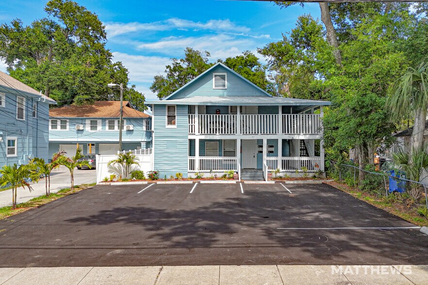 Primary Photo Of 945 Crescent Lake Dr N, Saint Petersburg Apartments For Sale