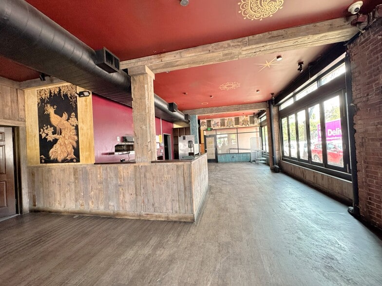 More Photos Of 3480-3496 W 32nd Ave, Denver Restaurant For Lease