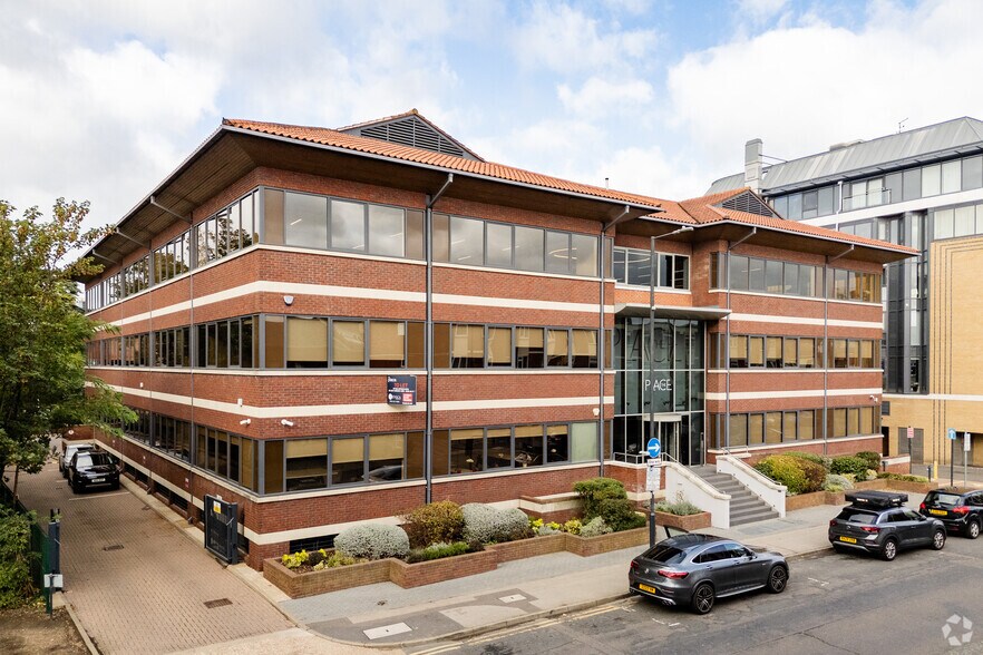 More Photos Of Bridge Ave, Maidenhead Coworking Space