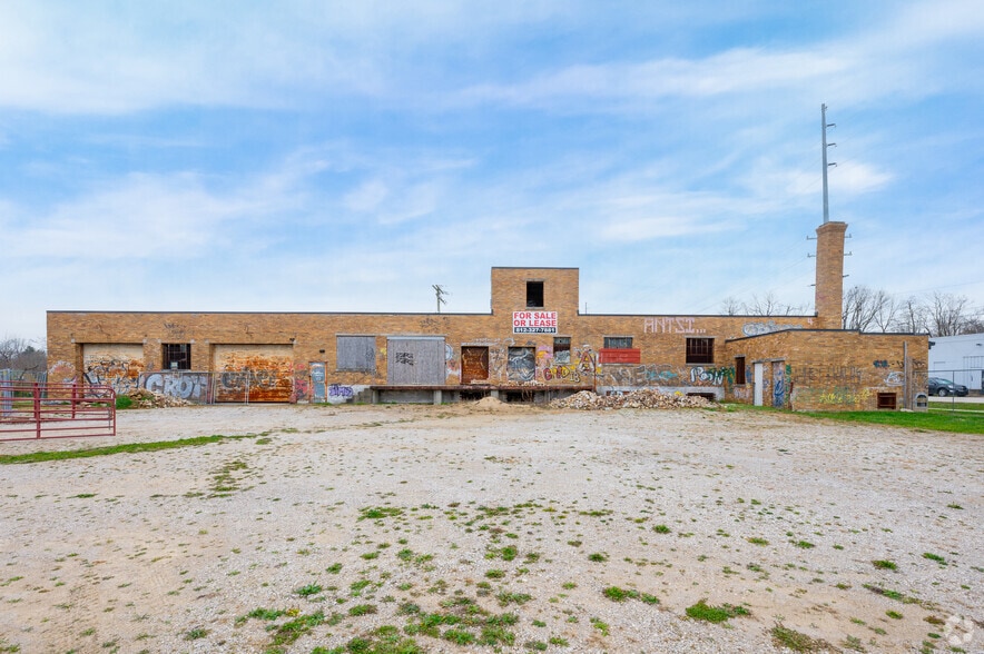 More Photos Of 229 W 1st St, Bloomington Restaurant For Sale