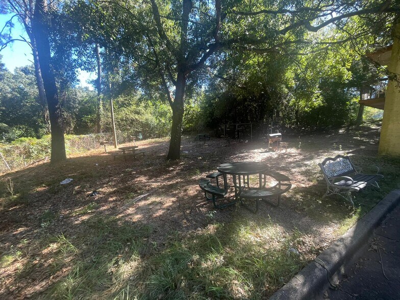 More Photos Of 1700 US-280, Phenix City Hotel For Sale