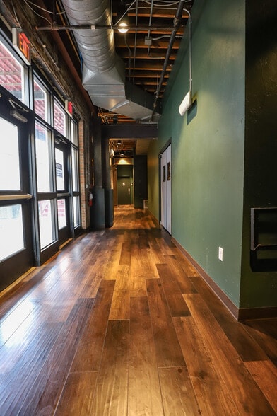 More Photos Of 109 S Main St, Gainesville Restaurant For Sale