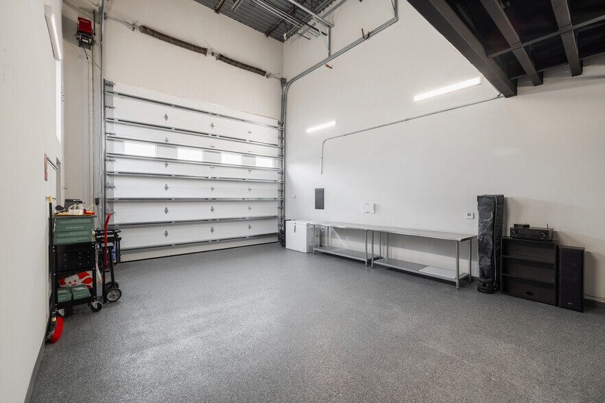 More Photos Of 1435 FM 1463 Rd, Katy Showroom For Lease